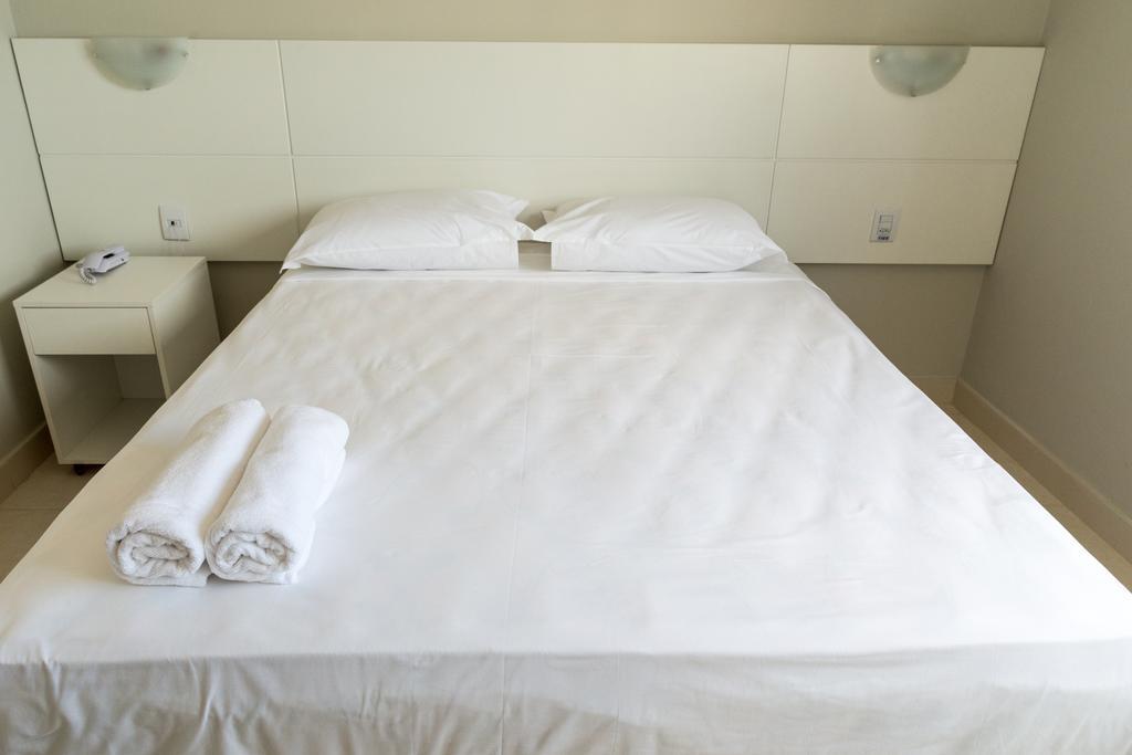 Plattinum Hotel Lauro de Freitas Zimmer foto
